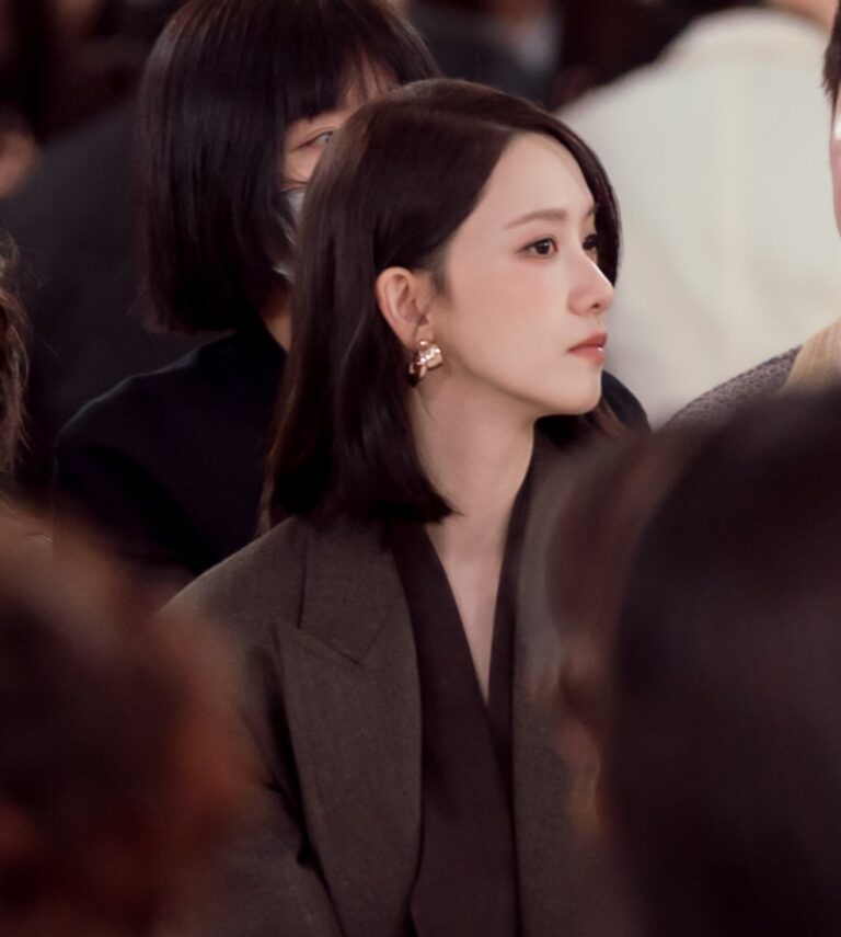 yoona-snsd-bikin-pangling-dengan-rambut-bob-di-milan